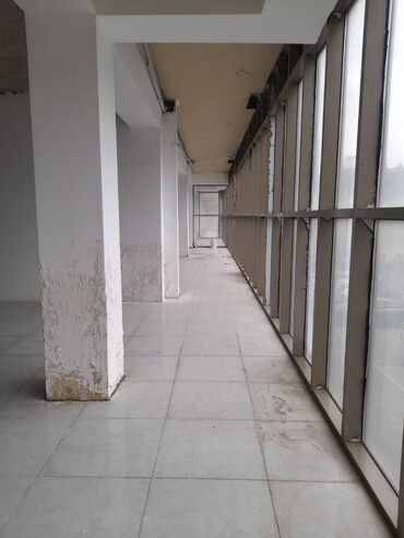 Kommersiya daşınmaz əmlakının satışı: Binəqədi rayonu 9-cu mkr da (204) kv obiyekt satıram 1 kv m (4000) — 7