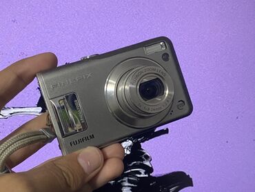 бокс для фотографий: Компактная цифровая камера Fujifilm FinePix. Без акуммулятора