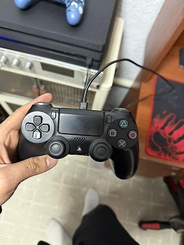 сколько стоит новый xbox 360: PlayStation 4 Pro (PS4 Pro) с двумя геймпадами DualShock 4 - Модель — 9