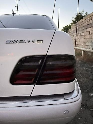 vaz 2107 2017: Mercedes-Benz E 320 (W210) – arxa hissənin detalları Stoplar — 2