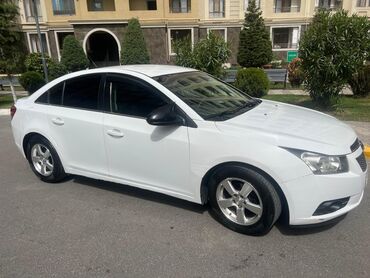 chevrolet azerbaijan satis merkezi: Chevrolet Cruze: 1.4 l | 2013 il | 242000 km Sedan