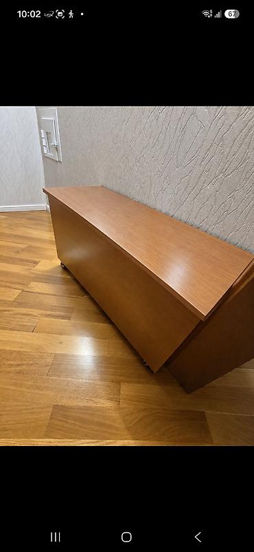 kicik skaf: Açıq rəfli geyim/saxlama sistemi – təbii ağac tonlarında - Material — 2
