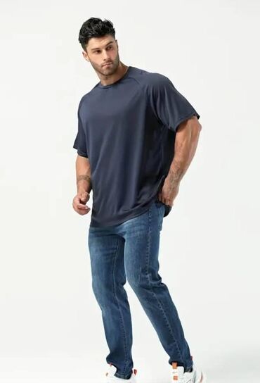 Футболки: Футболки: белый 4xl (56-58)- 1шт черный 4xl (56-58) - 2 шт черный 5xl at lalafo.kg — 8 Футболки: Футболки: белый 4xl (56-58)- 1шт черный 4xl (56-58) - 2 шт черный 5xl — 8