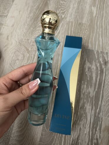 oriflame kataloq 2022 azerbaycan: Oriflame Divine