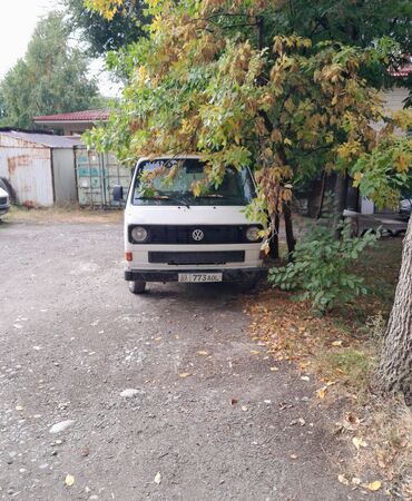 авто volkswagen: Volkswagen Transporter: 1990 г., 1.8 л, Механика, Бензин