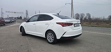 Другие детали салона: Hyundai Solaris — интерьер и оснащение - Салон: тканевая обивка — 11