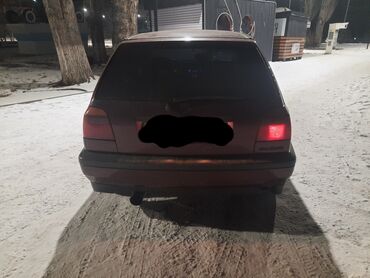 Volkswagen: Volkswagen Golf: 1993 г., 1.8 л, Механика, Бензин