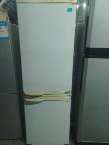 samsung s4 gt i9500: Холодильник Samsung, Б/у, Двухкамерный, 180 *