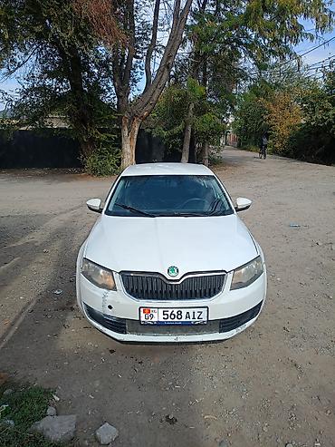 Skoda Octavia: 2014 г., 1.6 л, Механика, Бензин, Седан