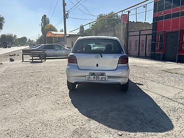 Toyota: Toyota Vitz: 2000 г., 1 л, Бензин, Хэтчбэк — 7