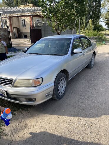 посадка авто: Nissan 300C: 1998 г., 2.5 л, Автомат, Бензин, Седан