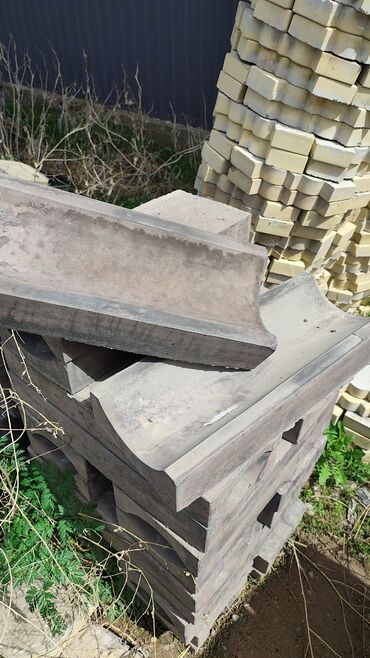 Садовые бордюры: Садовый бордюр, Литой, Бетонный, Овальный, Новый — 7