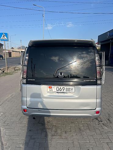 воя фри: Honda Stepwgn: 2004 г. — 7