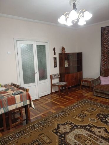 квартира долгосрочное аренда: 3 бөлмө, Толугу менен эмереги бар