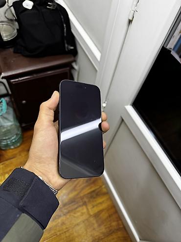 Apple iPhone: IPhone 15, Новый, 128 ГБ, Защитное стекло, Чехол, 85 % — 5