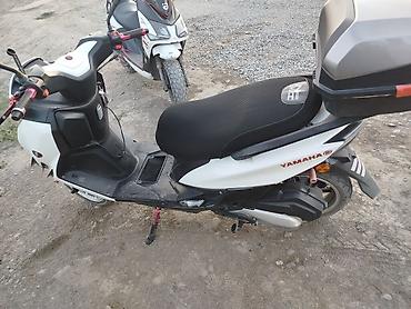 neta gt: Скутер Yamaha (50–150 см³, по классу/размеру) в спортивном стиле — 8