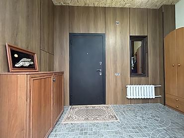 Продажа коттеджей и домов: Просторный двухэтажный дом с панорамным остеклением и современным — 15