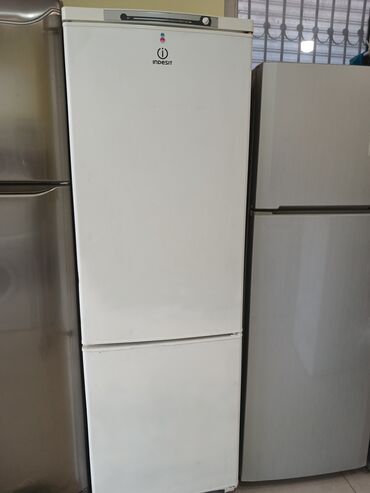 Soyuducular: İşlənmiş 2 qapılı Indesit Soyuducu Satılır, rəng - Ağ, Dispenserli