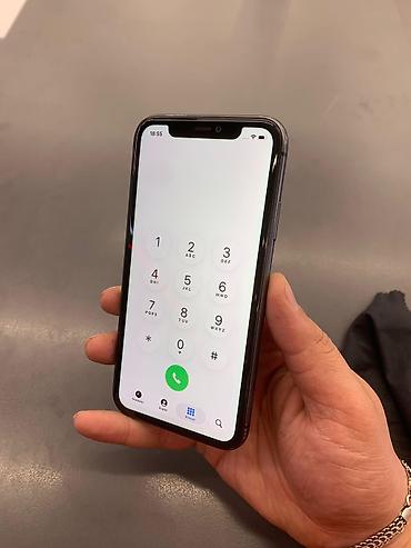 Apple iPhone: IPhone 11, 64 GB, Space Gray, Face ID — 3