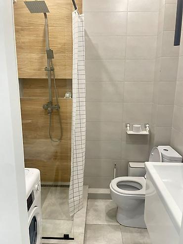 Посуточная аренда квартир: 1 комната, Душевая кабина, Постельное белье, Кондиционер — 5