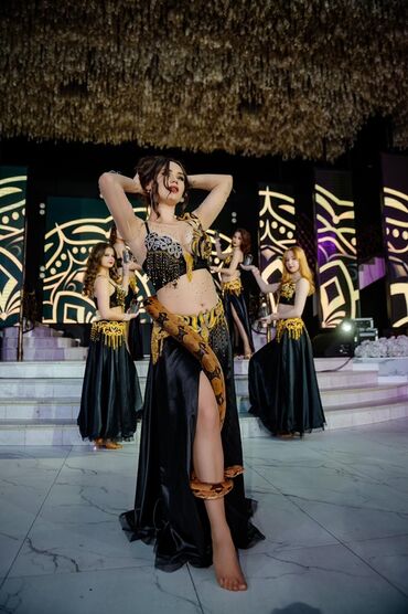 Организация мероприятий: Праздничная шоу‑программа с Дедом Морозом, Снегурочкой и шоу балетом — 8