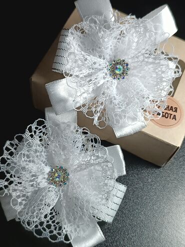 Аксессуары для волос: Бантики, заколки, галстуки броши ручной работы. в единственном — 27