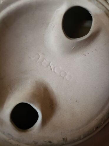 Ostalo posuđe: Tanjir nov za zid,rucni rad,rucno oslikan,pa glaziran. 70,80te — 8