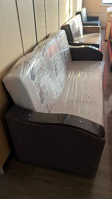 Прямые диваны: Прямой диван, Новый, Трехместный — 4