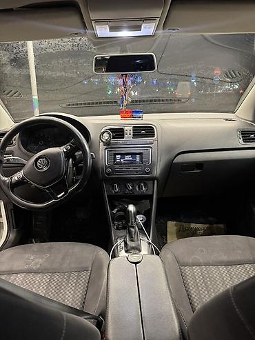фольксваген поло л с: Volkswagen Polo Sedan – ağ rəng, şəhər və uzun yol üçün praktik və — 9