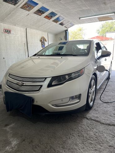 танировка авто: Chevrolet Volt: 2014 г., 1.4 л, Вариатор, Гибрид, Хетчбек