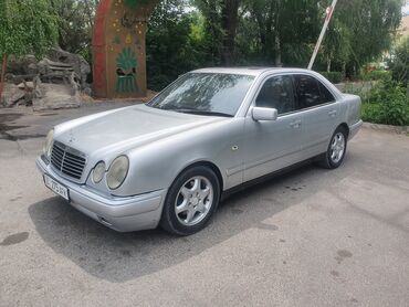 Mercedes-Benz: Mercedes-Benz E-Class: 1996 г., 3.2 л, Автомат, Бензин, Седан
