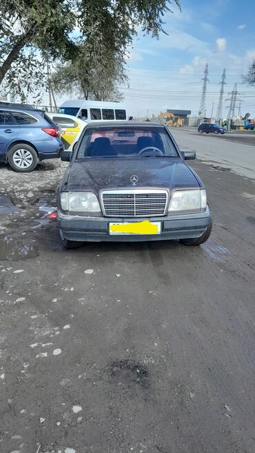 Mercedes-Benz: Mercedes-Benz 220: 1993 г., 2.2 л, Механика, Бензин, Седан