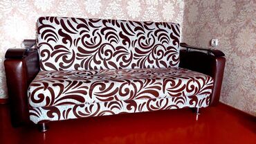 sari kok: Divan, Açılan, Bazalı, Parça