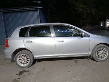 машина базар джалал абад адрес: Honda Civic: 2001 г., 1.5 л, Вариатор, Бензин, Хэтчбэк