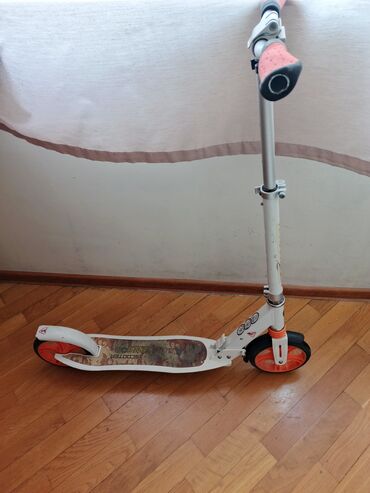 купить трюковой самокат в бишкеке: 🛴 Satılır: Annelawson Skuter (İkinci əl) 🛴 🔹 Marka: Annelawson 🔹 Tip