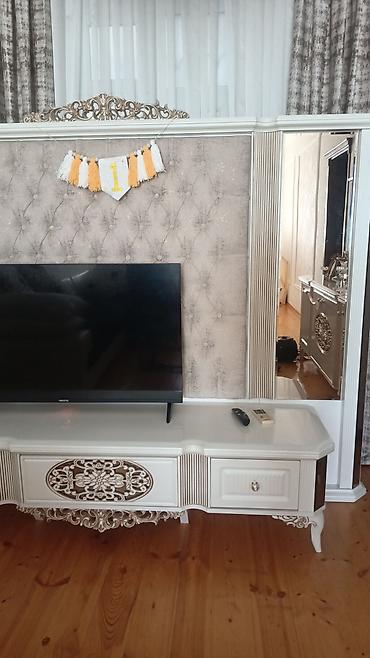 kitab refi mebel: İşlənmiş, Düz TV altlığı, Polkalı, Taxtalı — 2