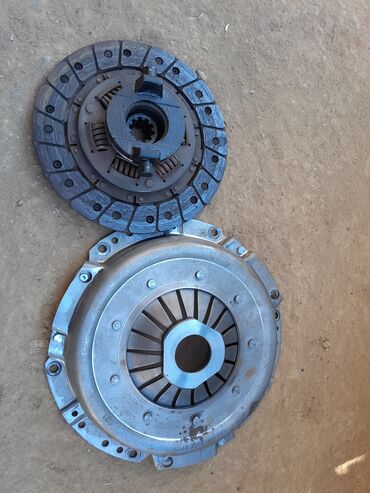 Решетки радиатора: Решетка радиатора Moskvich 1986 г., Оригинал — 9