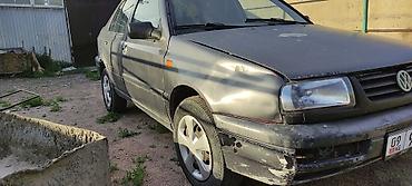 sprinter 4 4: Volkswagen Vento: 1994 г., 1.8 л, Механика, Бензин, Седан — 4