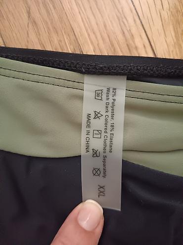 Personal Items: Dvodijelni ženski kupaći kostim u kombinaciji crne i maslinasto zelene — 2