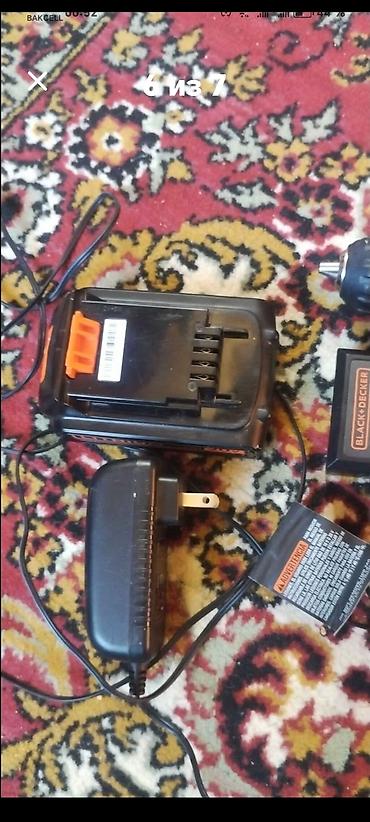 abs plastik: BLACK+DECKER simsiz akkumulyatorlu matkap/şurupçaq dəsti - Gərginlik — 2