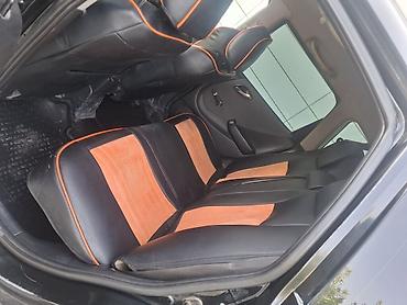 Honda: Honda Fit: 2004 г., Механика, Хэтчбэк — 3