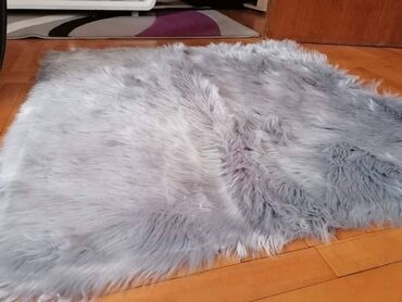 Tepisi i prostirke: Tepih — 13