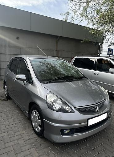 Honda Fit: 2003 г., 1.5 л, Автомат, Бензин, Хэтчбэк