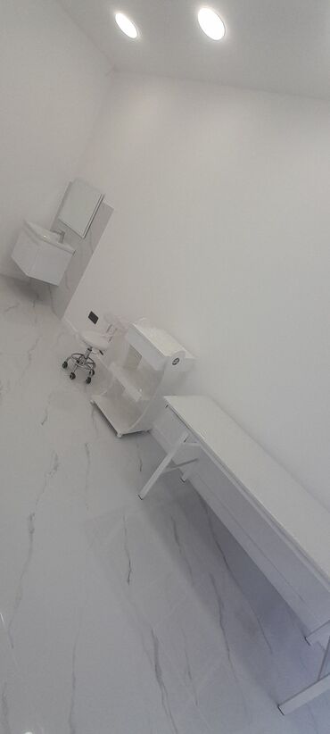 Digər kommersiya daşınmaz əmlakı: Qara Qarayev metrosu yaxınlığında Klinika icarəyə verilir./SATMAQ DA — 6