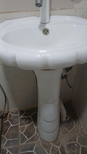 Təmir və tikinti: Ayaqüstü hamam lavabosu və.tezeden he bir ferqi yoxdu.alindi yeke — 2
