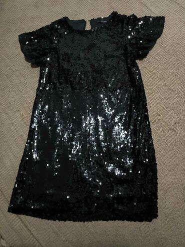 haljina sa resama zara: Zara M (EU 38), color - Black, Evening, Short sleeves