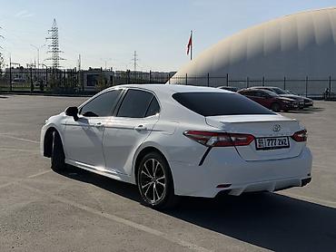 bew e34: Toyota Camry: 2018 г., 2.5 л, Автомат, Бензин, Седан — 6