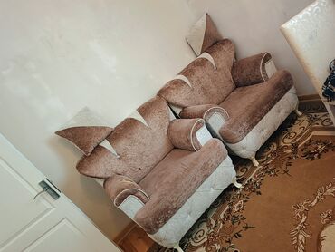 divan uzlukleri: Divan, Divan, Açılmayan