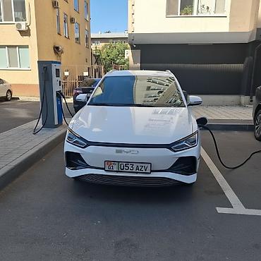 2023: BYD Qin: 2023 г., 0.1 л, Типтроник, Электромобиль, Седан — 2