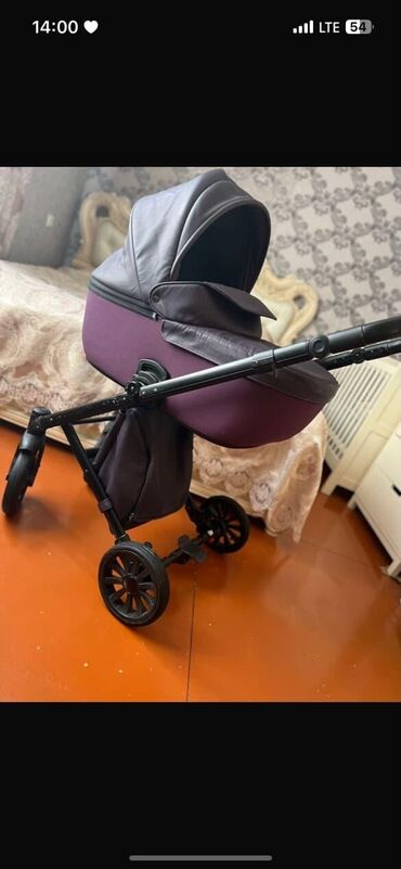 uşaq çuni: DilAnex Cros yaxsi veziyyetdedir 220 azn satilir. bu kalyaskalarin